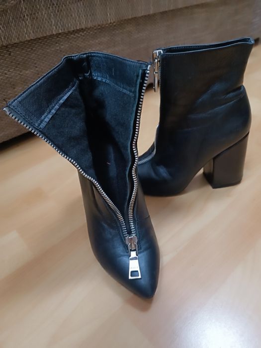 Осінні черевики,шкіряні, ботильйони,ботинки