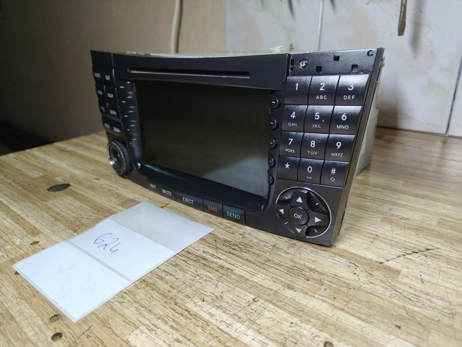 Panel radia nawigacji Mercedes CLS W219 C219 NAV display