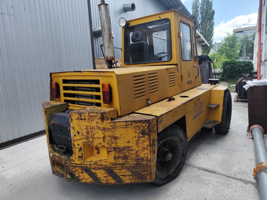 Львівський навантажувач 40810 погрузчик