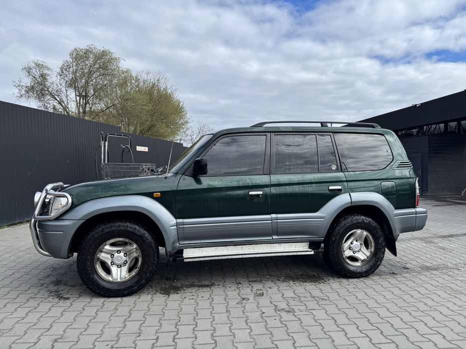 Toyota Land Cruiser Prado 90