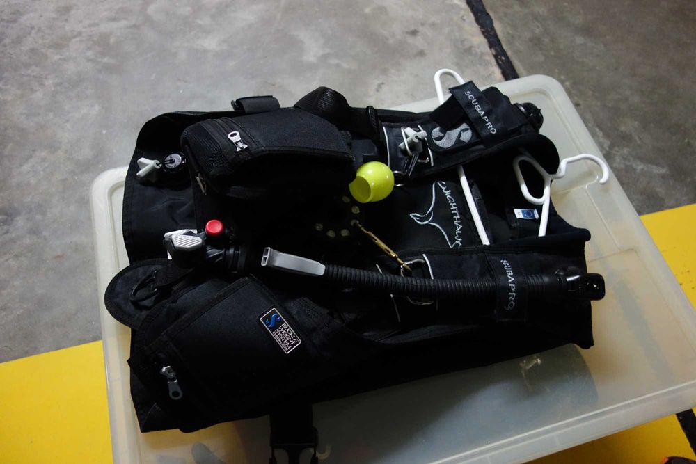 Material mergulho reguladores fatos botas etc