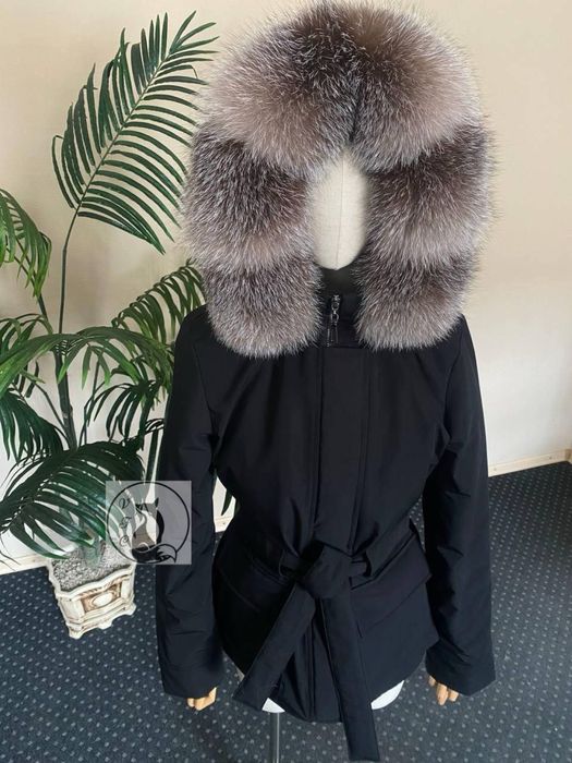 Куртка парка зимова з натур. хутром блюфрост золотистий. Розміри 42-60