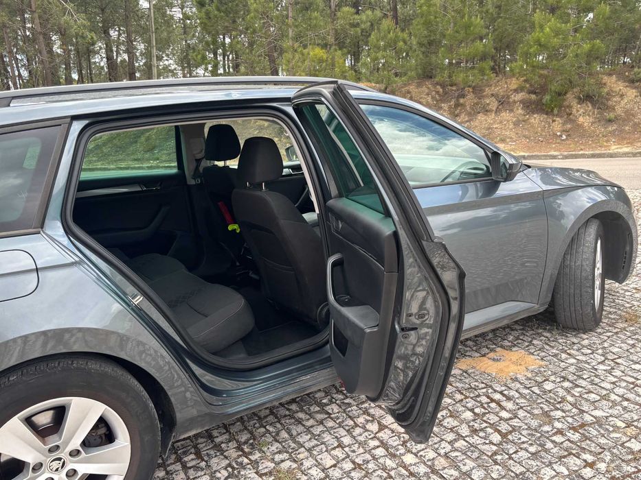 Skoda Superb 1.6 TDI – Final de 2015