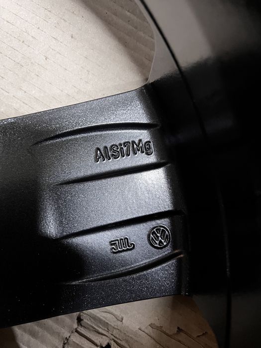 Продам оригинальні диски Volkswagen R19 5.112 (audi,skoda,porsche)