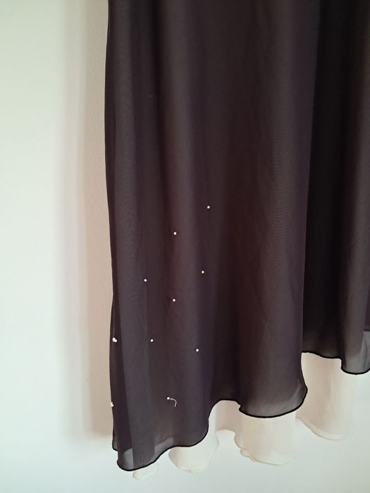 Elegancka sukienka asymetryczna, Bialcon