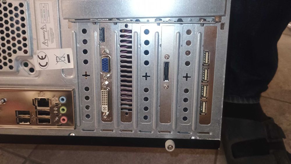 Komputer stacjonarny