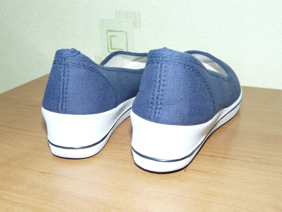 Buty baleriny V&T 38 (24cm) tenisówki granatowo-białe