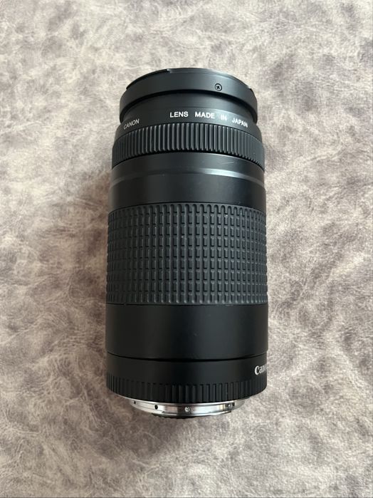 Зум-об'єктив Canon EF 75-300 мм f/4-5.6 II