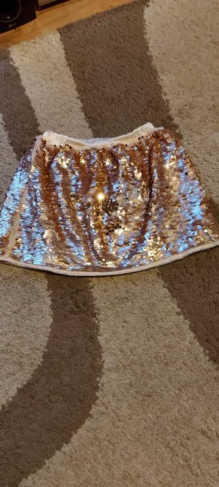 spódniczka 140 stan idealny