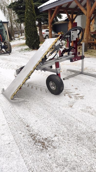 Podcinacz porzeczek – przedni TUZ Hydrauliczne składanie  Faktura