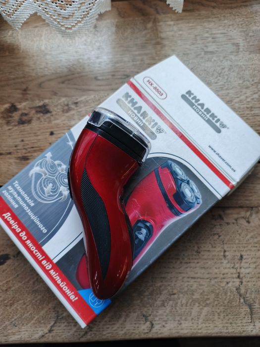 Електробритва Нова