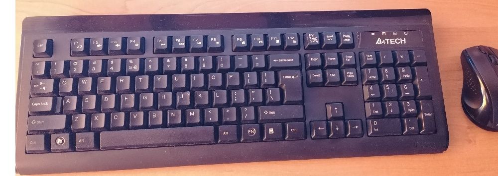 Zestaw klawiatura A4 Tech + mysz V-Track 2.4G 610