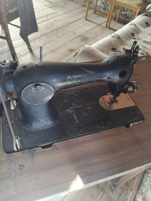 Maquina costura singer