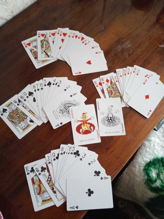 Карти пластикові, нові. Карты пластиковые. новые.