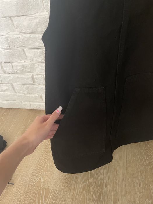 Sukienka ogrodniczka Stradivarius XS