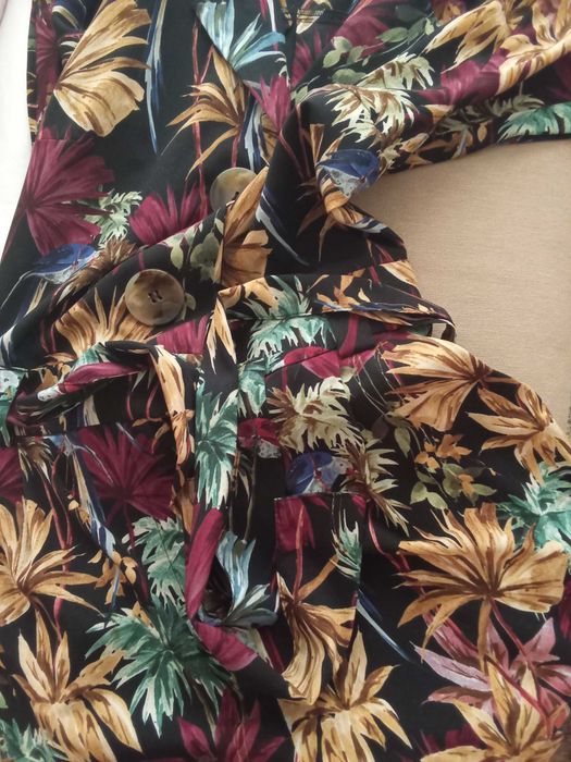 Macacão floral zara