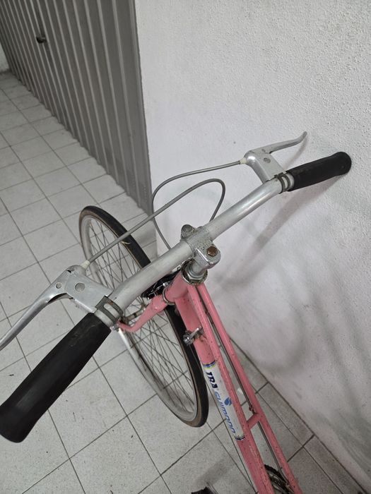 Bicicleta de senhora