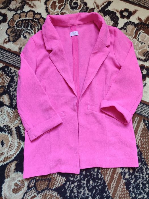 Продам комплектик для дівчинки