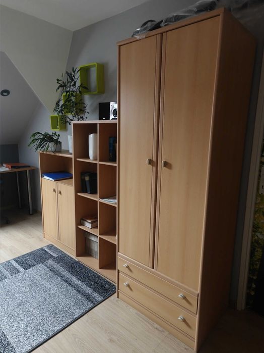 Zestaw 7 mebli pokojowych/biurowych - szafa, regał, komody, biurko