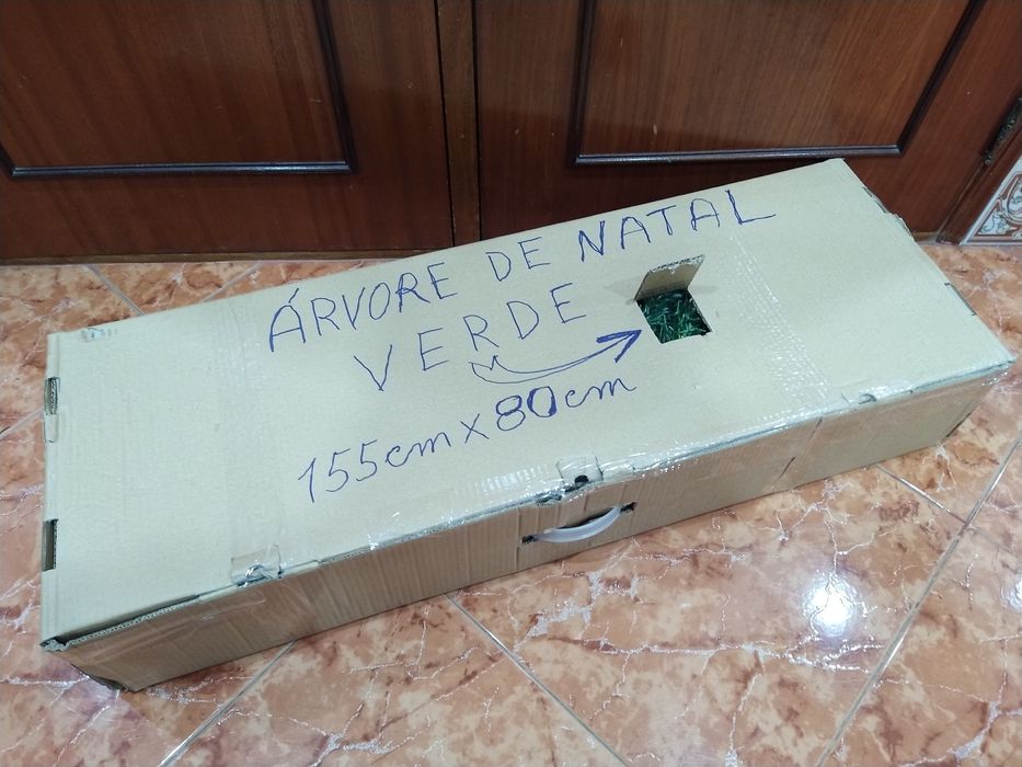 Árvore de Natal casa quarto apartamento vivenda escritório gabinete.