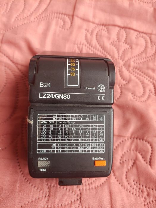 Фотовспышка ,Фотоспалах Unomat