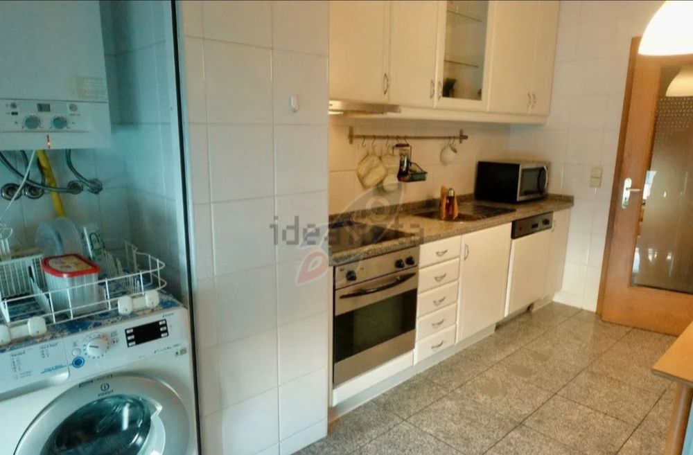 Apartamento T2 em Gaia