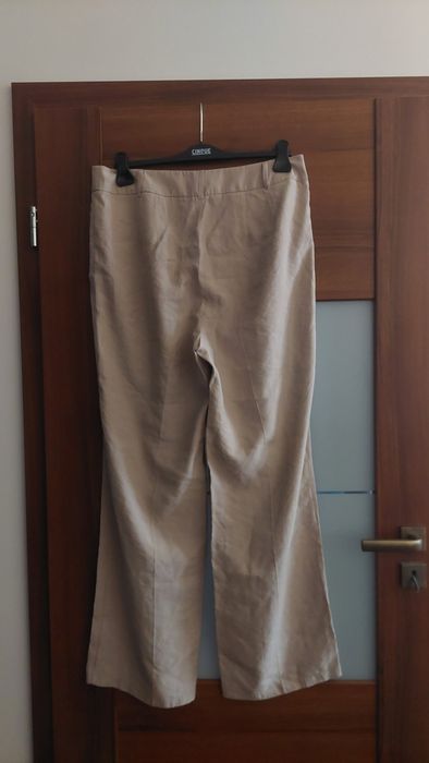 Beżowe eleganckie spodnie