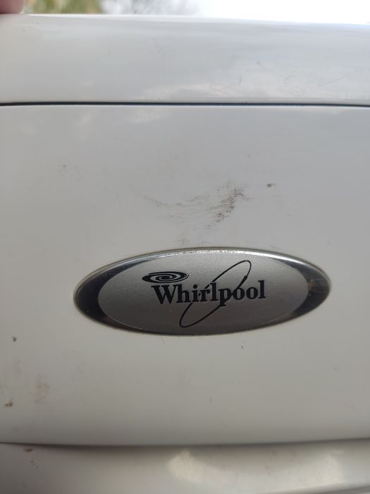 Пральна машинка whirlpool