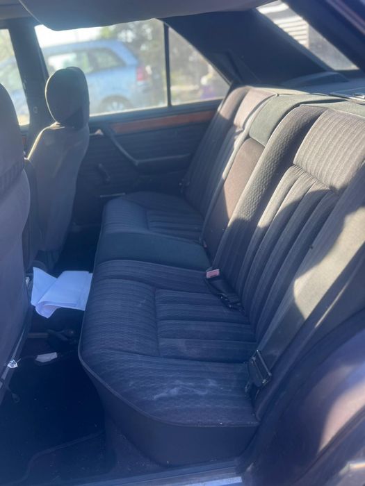 Mercedes w124 2.0 D 75km