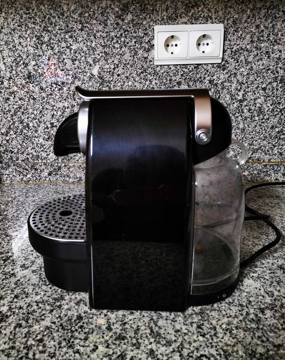 Máquina de café de cápsulas Krups - Nespresso
