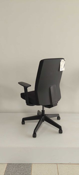 Fotel biurowy, ergonomiczny, regulowany, krzesło do biura, biurka WORK | WYPRZEDAŻ EKSPOZYCJI