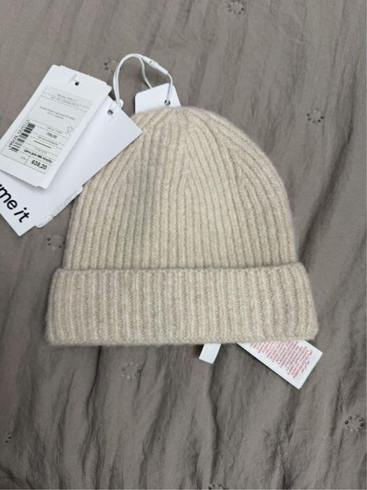 тепла шапка 0-2м 56 на новонароджених без бірок одягали декілька разів