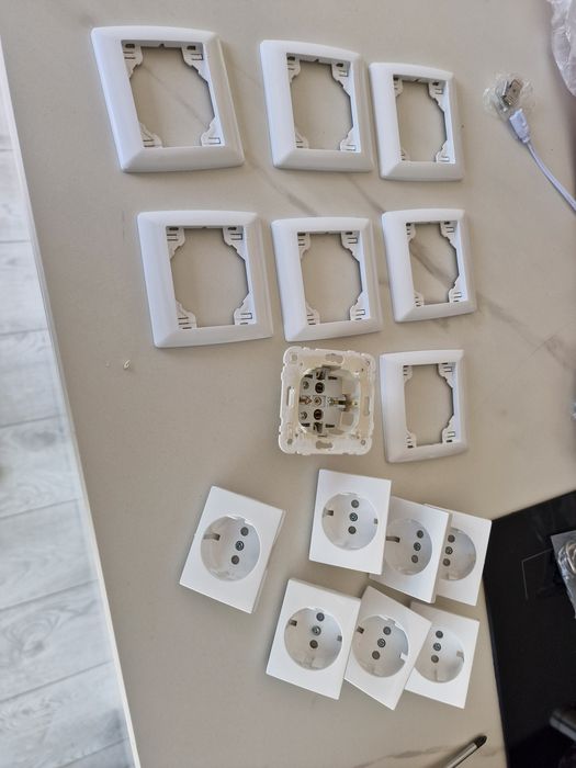 Material eléctrico Efapel