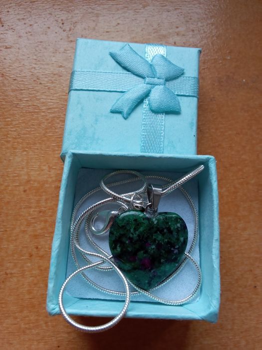 Fio em Prata com Pedra Rubi Zoisite