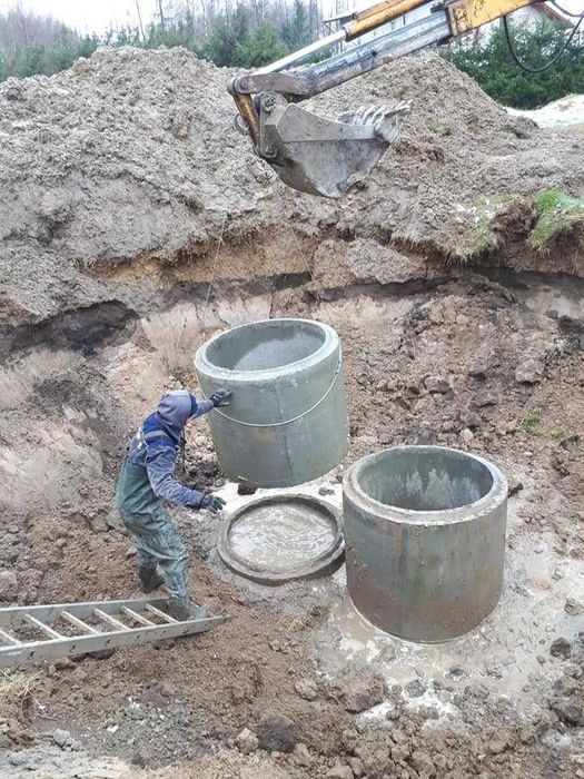 Czyszczenie studni, odmulanie, dezynfekcja, montaż p