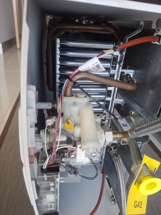 Esquentador Vulcano Click de grande capacidade 17l, como novo