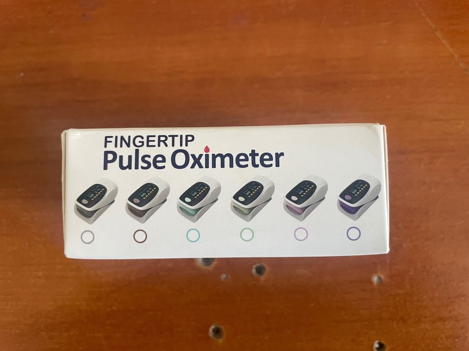 Pulsoksymetr napalcowy OLED C101A3