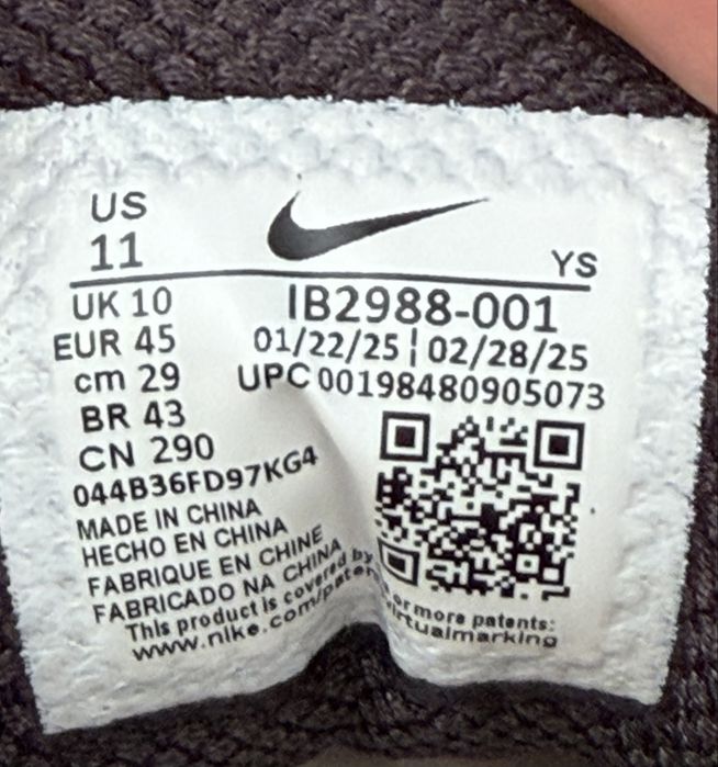 Кроссовки Nike ZOOM VOMERO 5 SE, p. 44, 45, 46