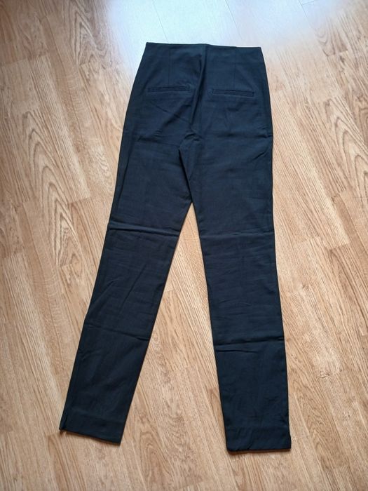 Czarne damskie spodnie garniturowe Massimo Dutti rozmiar XS 34