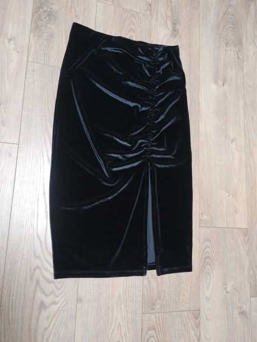 Оксамитова спідниця L/ХL.