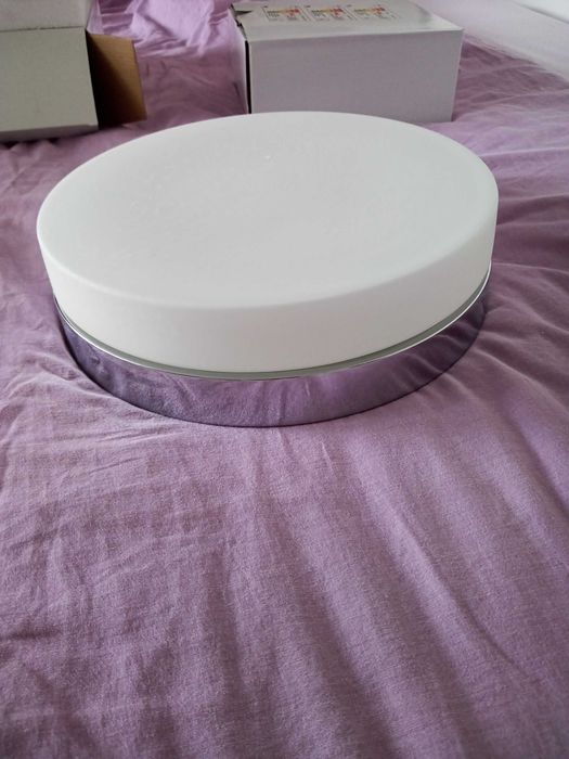 Plafon szklany mleczny 28cm nowy