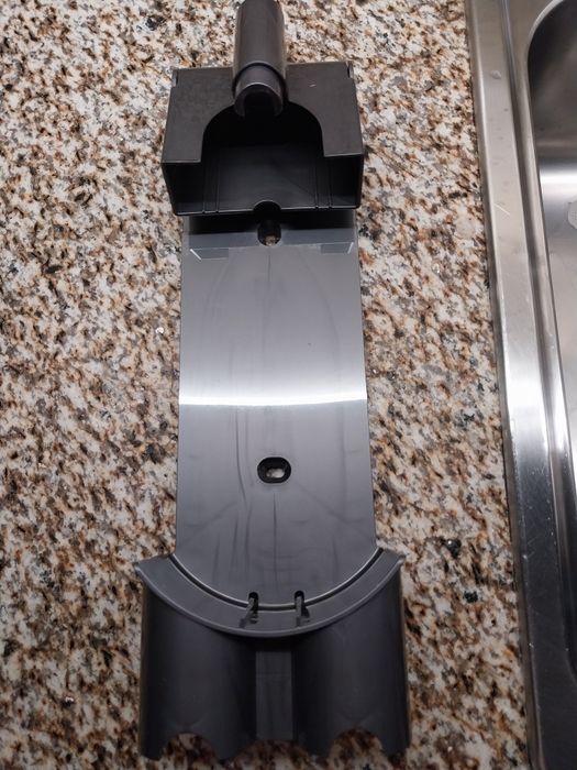 Acessório suporte aspirador Dyson V8 Absolute