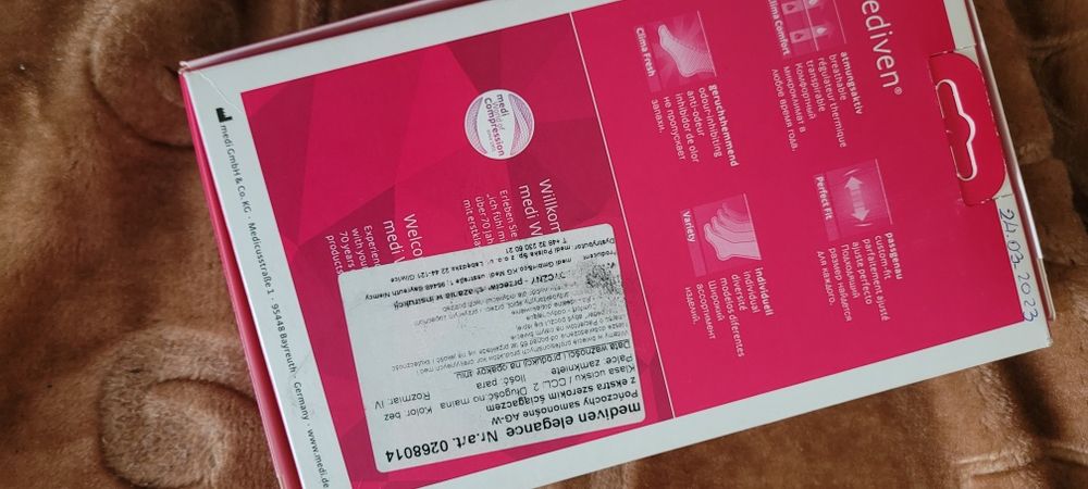 Pończochy uciskowe samonośne
