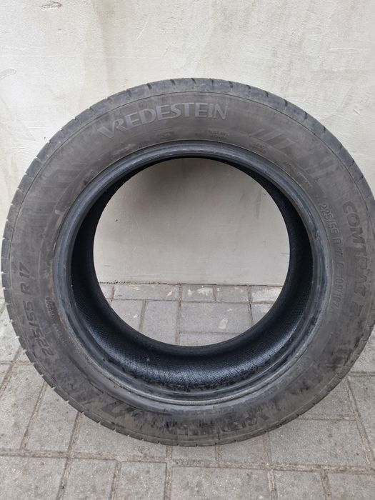 Opony Vredestein R17 225/55 C