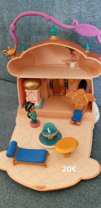 Casinhas animators Disney..