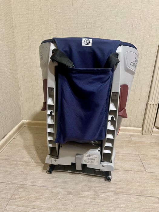 Дитяче автокрісло ROMER ADVANSAFIX