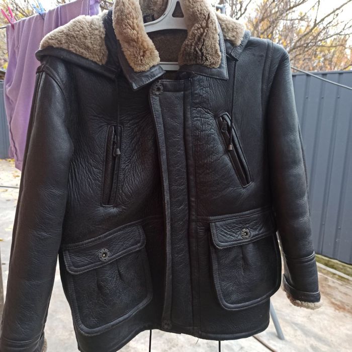 Детская дубленка из натуральной кожи.