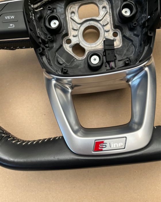 Руль audi q5 80a s line