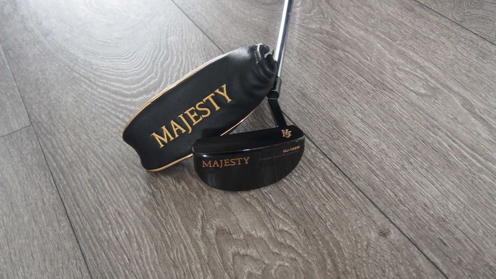 Kij do golfa Luksusowy Putter Majesty 33.5" NOWY Japoński Mallet Head cover w komplecie