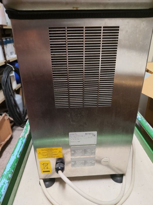 Picadora de carne refrigerada profissional  Sammic